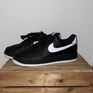 Men’s Black Nike Air Force 1